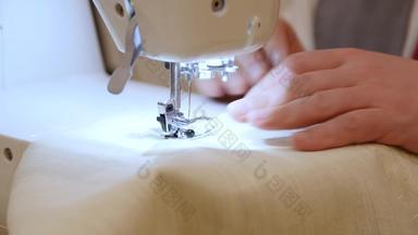 裁缝机缝纫浮动帆布增加了结构前面面板夹克确保夹克窗帘正确维护形状时间